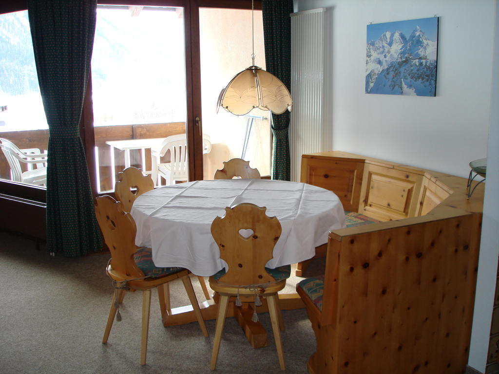 Residenz La Mora Apartamento La Punt-Chamues-ch Quarto foto